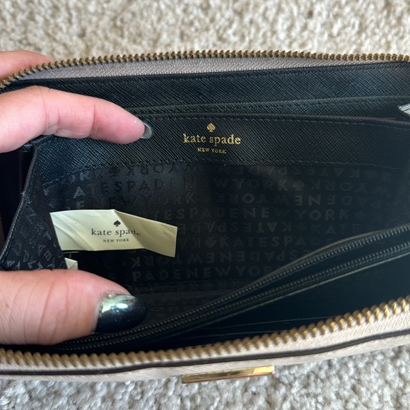 Kate Spade Neda Newbury Lane Zip-Around Wallet Mousfro/Black - Picture 12 of 16